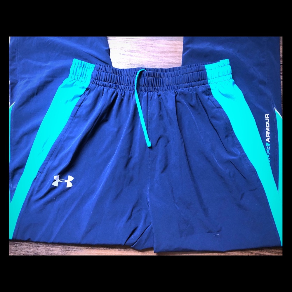 NWT UNDER ARMOUR ALL SEASON PANT
